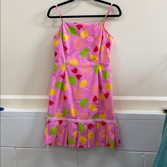 Lilly Pulitzer Dresses & Skirts - Lilly Pulitzer 6 citrus print dress